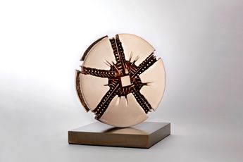 Arnaldo Pomodoro contemporary artist