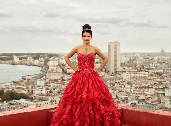 Donna Gladys Machado Sanchez La Habana Plaza de la Revolucion Rampa by Frank Thiel contemporary artwork Photography