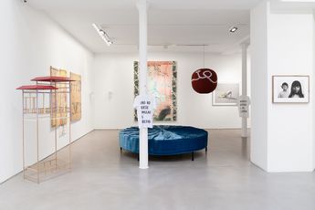 Contemporary art exhibition Group show la chambre humaine  le sommeil electronique at Galerie Chantal Crousel Paris France