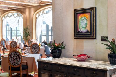 MGM to Sell Vegas Restaurant Picassos in Diversity Gamble