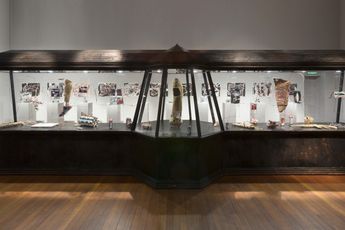 Contemporary art exhibition Fiona Hall Gateless Gate at Roslyn Oxley9 Gallery Sydney Australia