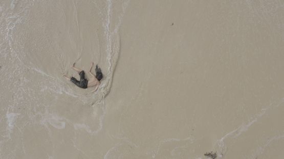 Wave by Tong Wenmin contemporary artwork Moving Image