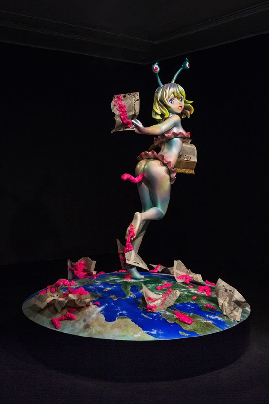 Comet-chan by Aida Makoto contemporary artwork Sculpture
