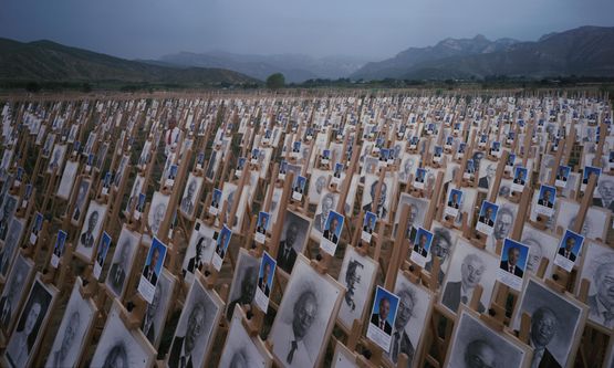 On the Field of Hope by Wang Qingsong contemporary artwork Photography