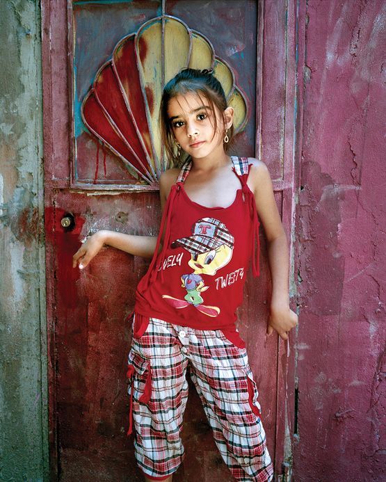 LEnfant - Femme - Alia 9 by Rania Matar contemporary artwork Photography