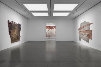 Contemporary art exhibition El Anatsui LuwVor at White Cube Seoul South Korea
