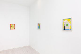 Contemporary art exhibition Curated by James Drinkwater Signal at Gallery 9 Sydney Australia