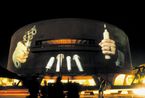 Hirshhorn Museum Projection by Krzysztof Wodiczko contemporary artwork Installation