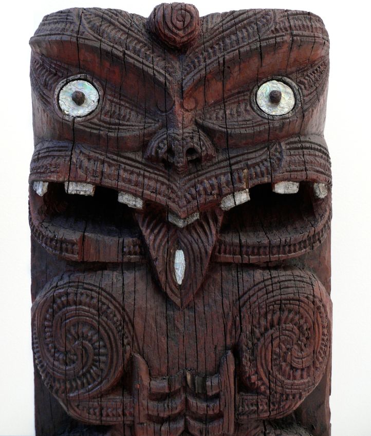 Gottfired Lindauer and a collection of important Maori artefacts