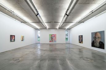 Contemporary art exhibition Chuck Close INFINITE at Gary Tatintsian Gallery Moscow Russia