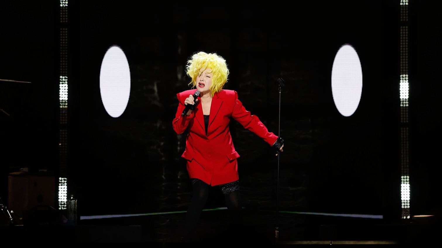 Advisory Notes: Joining the Dots Between Cyndi Lauper and Yayoi Kusama