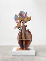 Lechuza Flowers by Thomas Houseago contemporary artwork sculpture