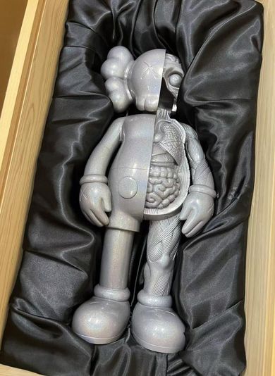ORIGINALFAKE) COMPANION - grey, 2006 by KAWS | Ocula