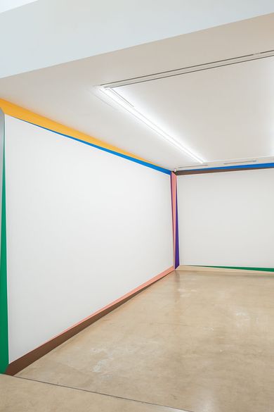 Seung Yul Oh's Playful Painted Peripheries