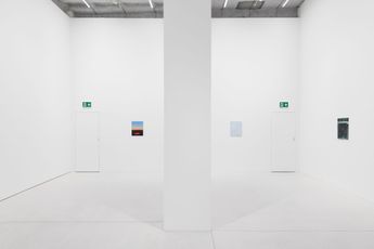 Contemporary art exhibition Iulia Nistor paintings and propositions at Galeria Plan B Strausberger Platz 1 Germany