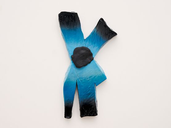 Clubber by Luiz Roque contemporary artwork Sculpture