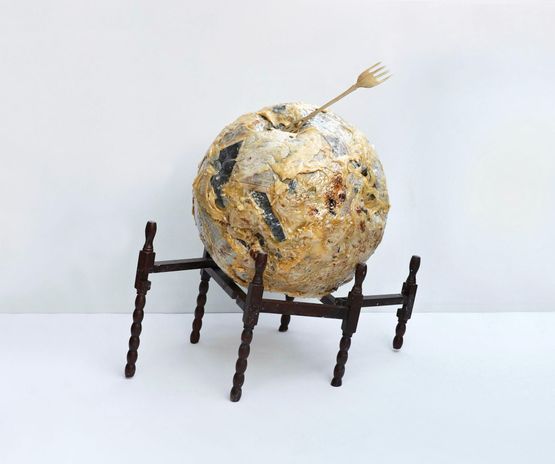 Living in the map by Qian Ningyue contemporary artwork Design
