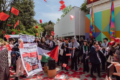Protesters Shut Down Israeli Pavilion Ahead of Biennale-Wide Strike