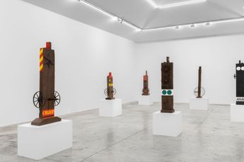 Contemporary art exhibition Robert Indiana Alchemy at Almine Rech Paris Rue de Turenne France