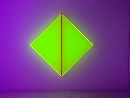 colormirror glow satin green red rhombus by Regine Schumann contemporary artwork Sculpture