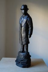 Toulouse Lautrec by Linda Marrinon contemporary artwork sculpture