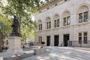 National Portrait Gallery contemporary art institution in London United Kingdom
