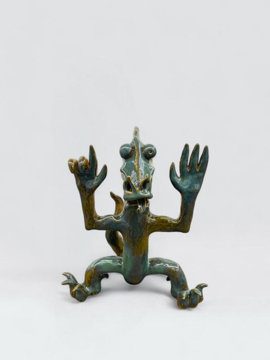 Dragon - Hola carino by Basile Boon contemporary artwork