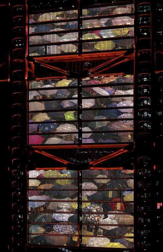 Hong Kong Shanghai Bank II by Andreas Gursky contemporary artwork Photography
