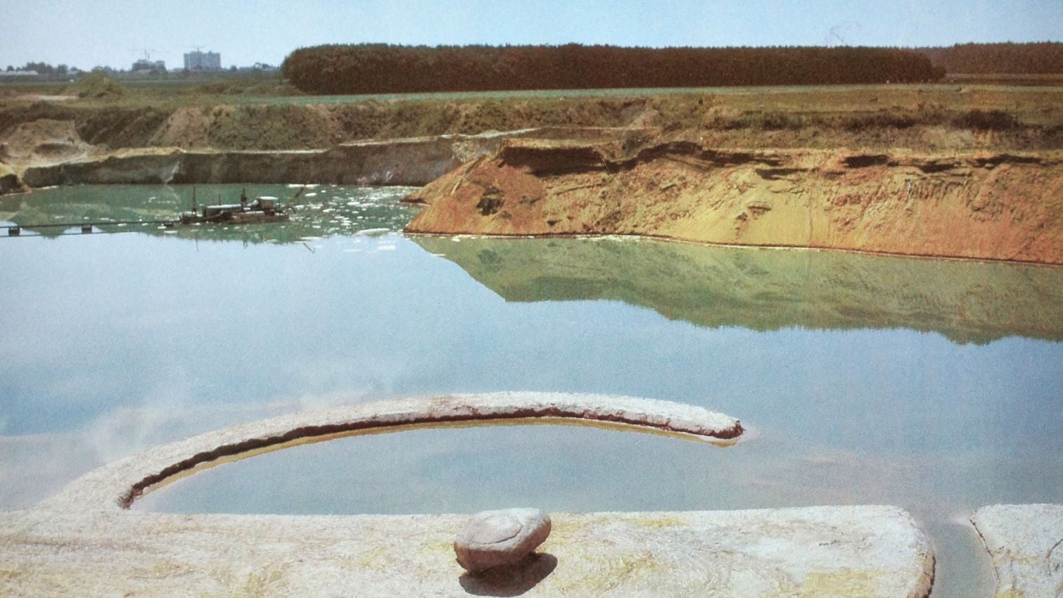 ROBERT SMITHSON
