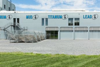 Contemporary art exhibition Lawrence Weiner CADMIUM  MUD  TITANIUM  LEAD  FERROUS OXIDE  SO ON . . . at DiaBeacon New York United States