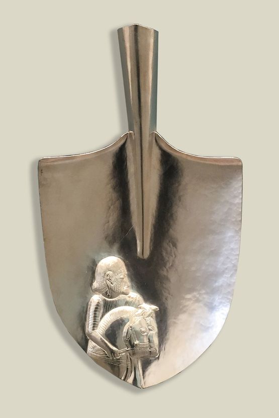 The Dig by Farhad Ahrarnia contemporary artwork Sculpture