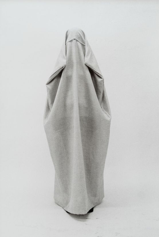 Abito-Contenitore by Marion Baruch contemporary artwork Photography