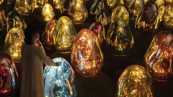 Resonating Microcosms - Solidified Light Color Sunrise and Sunset by teamLab contemporary artwork Sculpture