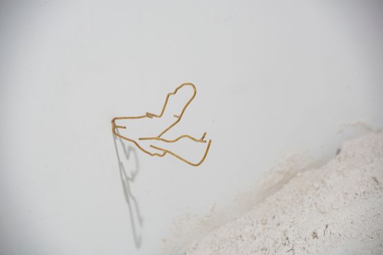 Mov 3 by Luis Urculo contemporary artwork Sculpture