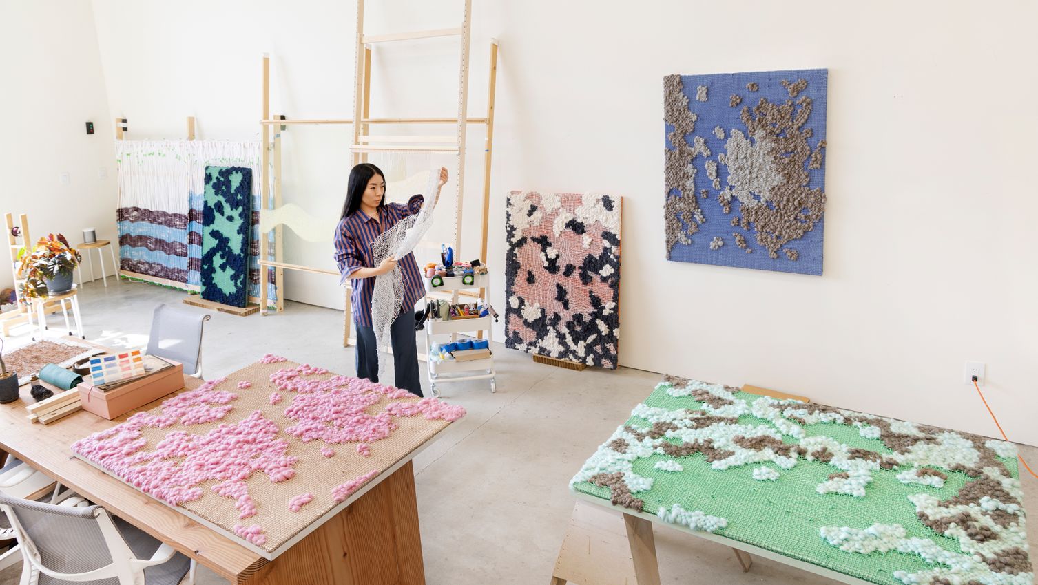 Mimi Jung, Perla Krauze