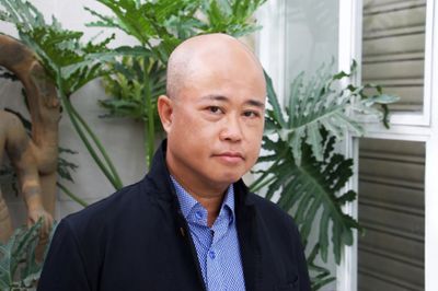 Dinh Q. Le Weaver of Photographs Dies Aged 56