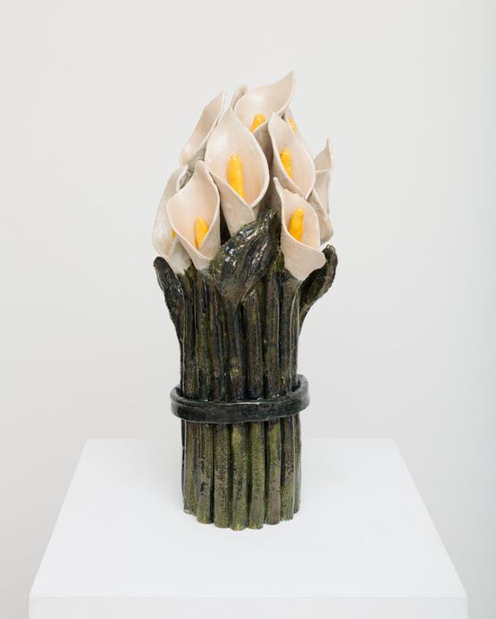 Omenaje A La Vendedora de Flores Ohmage to La Vendedora de Flores by Anabel Juarez contemporary artwork Sculpture