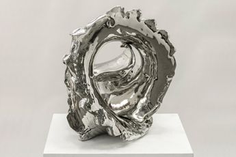Contemporary art exhibition Lynda Benglis and Arlene Shechet Lynda Benglis and Arlene Shechet at Pace Gallery East Hampton United States