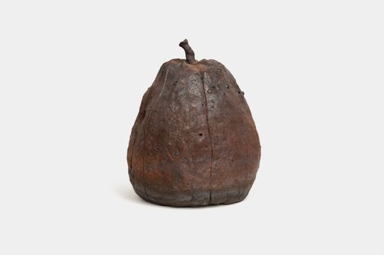 Ceramic by Adam Alessi contemporary artwork Sculpture