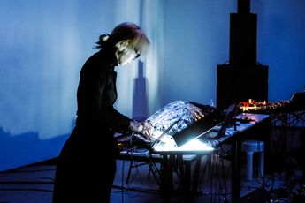 Minohrichar contemporary artist