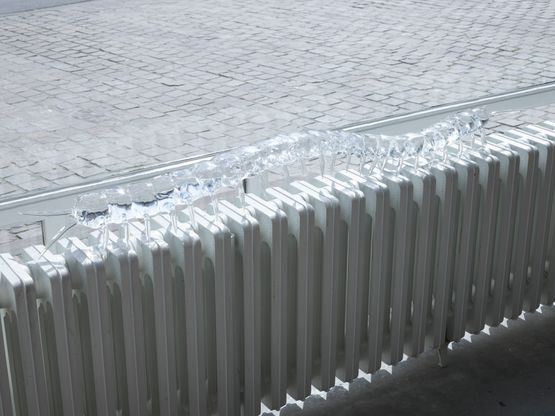 Untitled by Jacob Kassay contemporary artwork Sculpture
