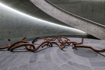 Bernar Venet contemporary artist