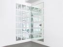 Voir-Se voir-Savoir. Sehen-sich sehen-wissen - I - Piece pour un angle droit by Daniel Buren contemporary artwork Sculpture